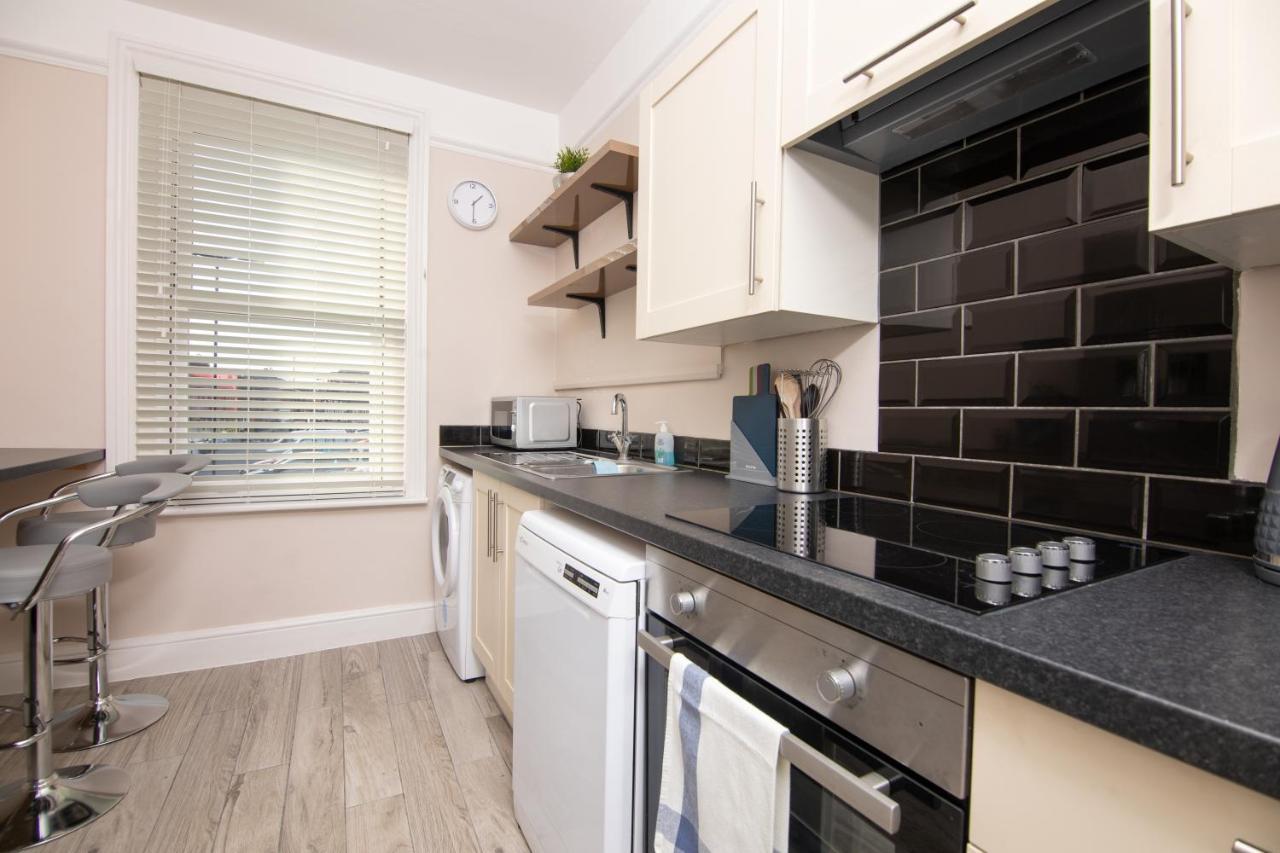 סליסבורי Salt Lane Apartments מראה חיצוני תמונה