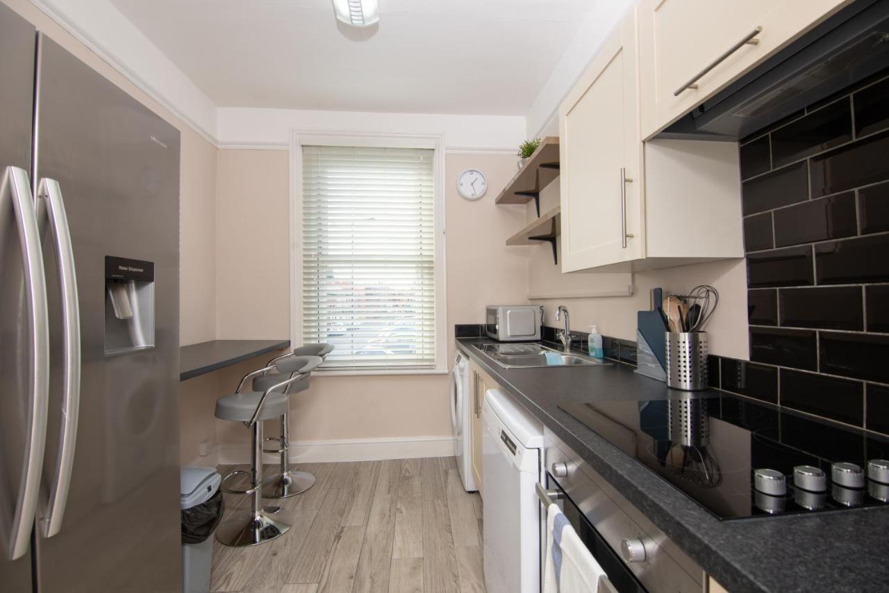 סליסבורי Salt Lane Apartments מראה חיצוני תמונה